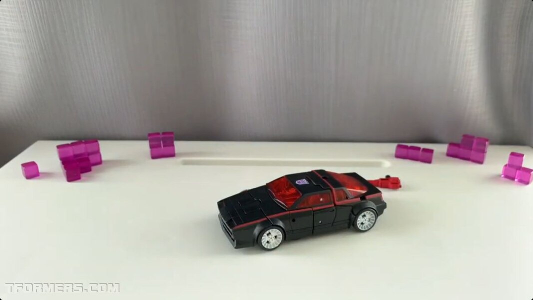 Transformers WFC Earthrise Runabout  (6 of 14)